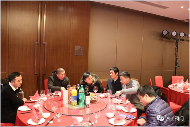 �����y�T���(hu��)�g��һ���䘷���ڣ��D4��