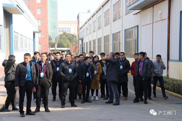 �Ϻ������y�T�S2019���һ��ȫ��(gu��)��(j��ng)�N����Ӗ(x��n)��(hu��)���D4��