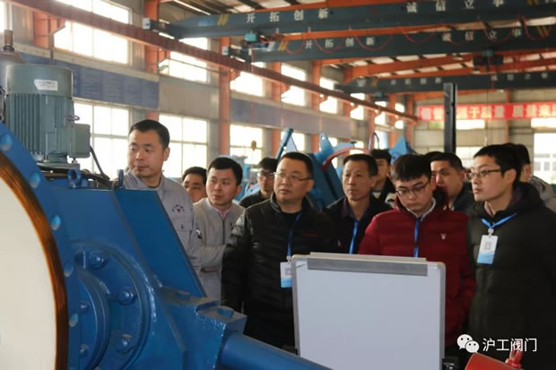 �Ϻ������y�T�S2019���һ��ȫ��(gu��)��(j��ng)�N����Ӗ(x��n)��(hu��)���D6��